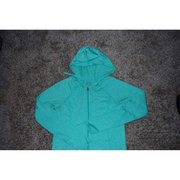 Patagonia Women's Hoodie – Size M – Green Full Zip Lightweight Outdoors - Picture 2 of 5